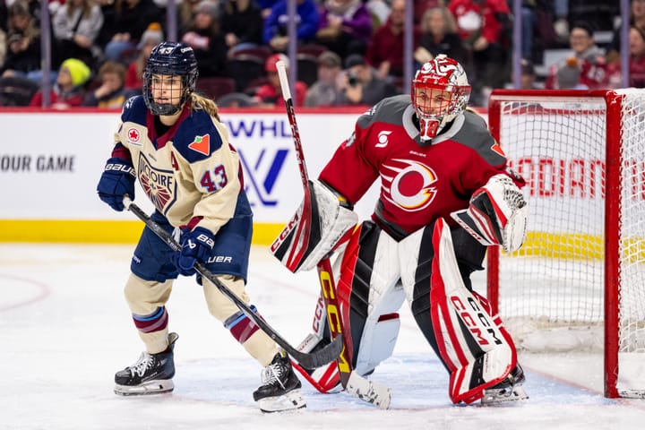 Emerance Maschmeyer tracks the puck